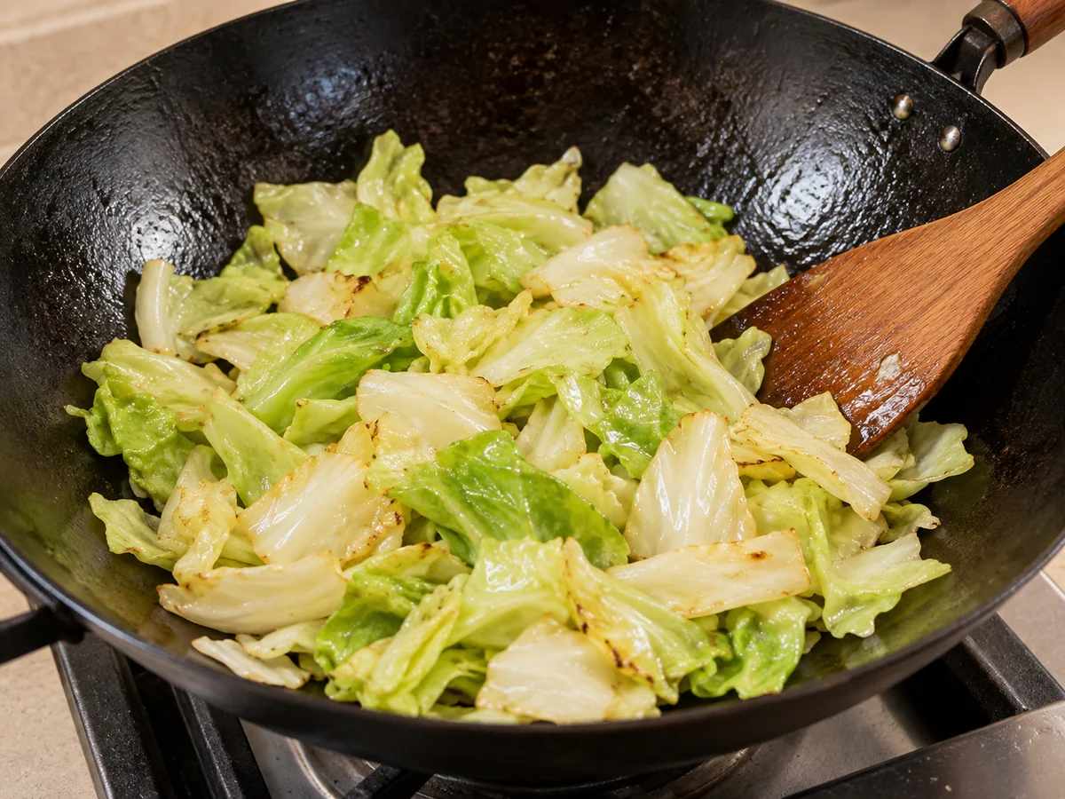 Stir-fry the cabbage first